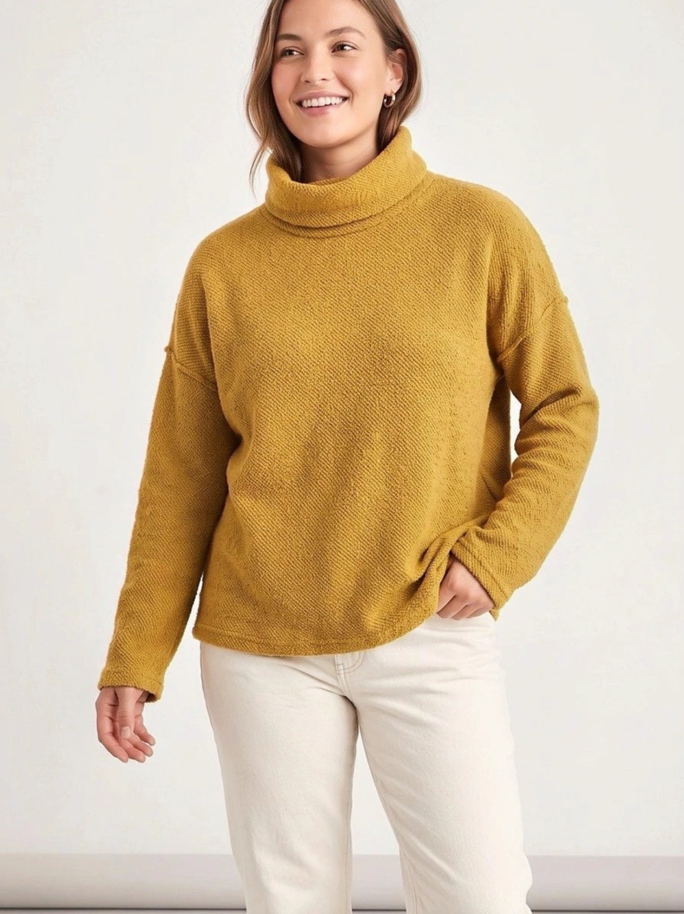 aerie Mustard Turtleneck Sweater Like New